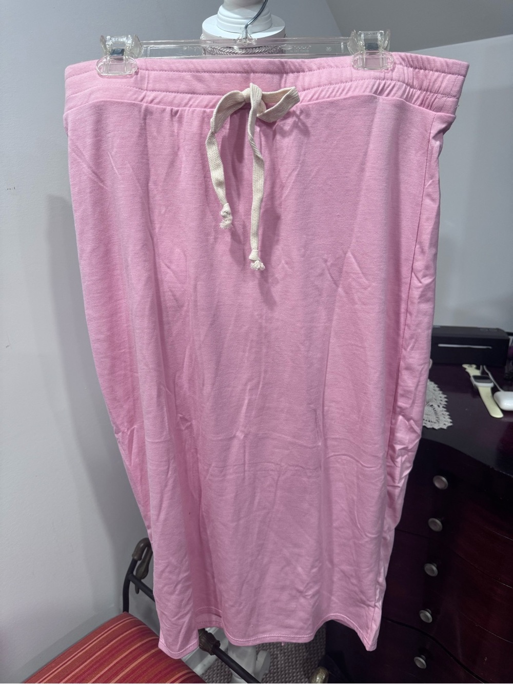Soft Pink Sleeveless Pullover Cropped Top and Skirt - Picture 5 of 13